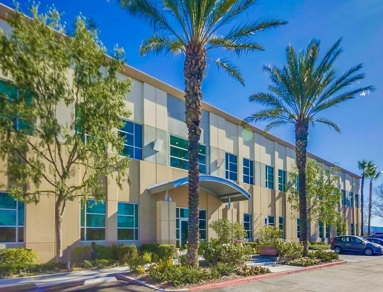 Exterior view of the professional office building at 27240 Turnberry Lane, Suite 200.