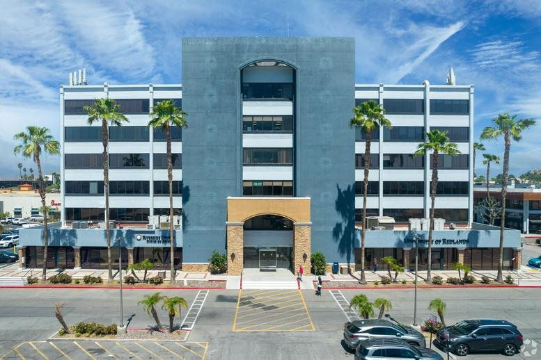 Exterior view of the multi-story professional building at 3610 Central Avenue, Suite 400.