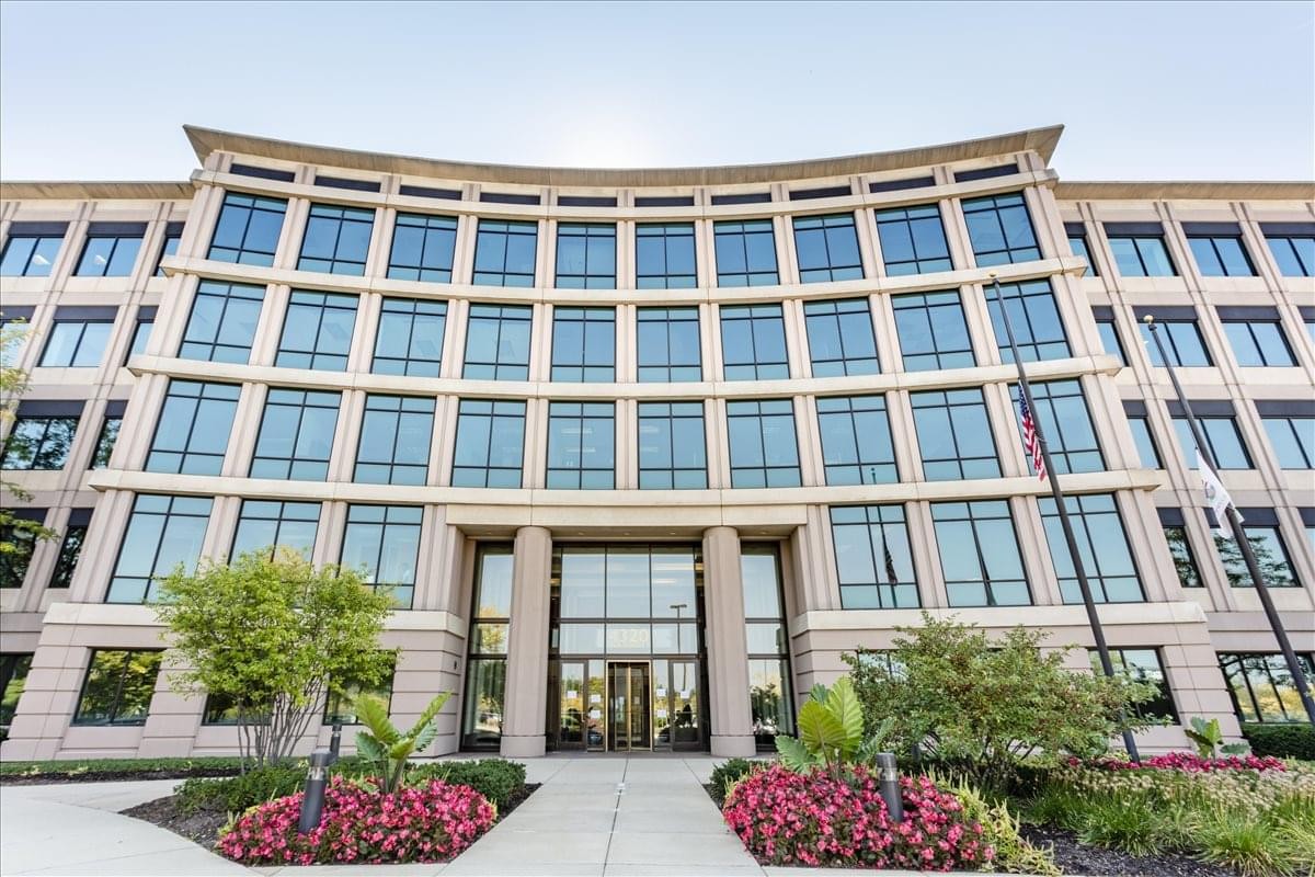 Exterior view of the curved facade at Cornerstone at Cantera, Cantera Centre in Warrenville.
