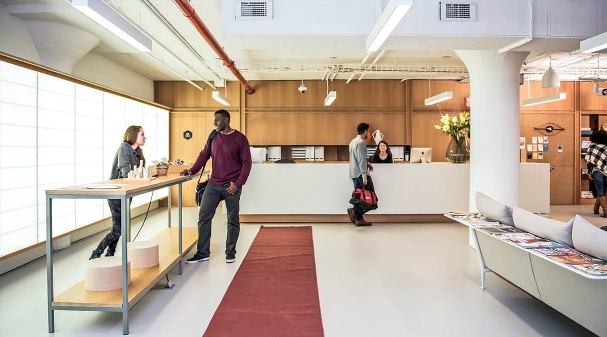 Spacious reception area and modern lobby at 4625 Lindell Boulevard St Louis, Missouri.
