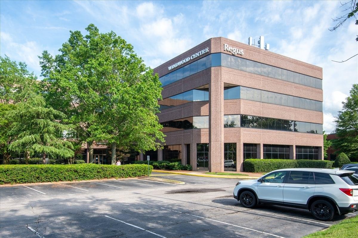 Exterior view of the brick facade building at 780 Lynnhaven Parkway, 4th Floor, Virginia Beach.