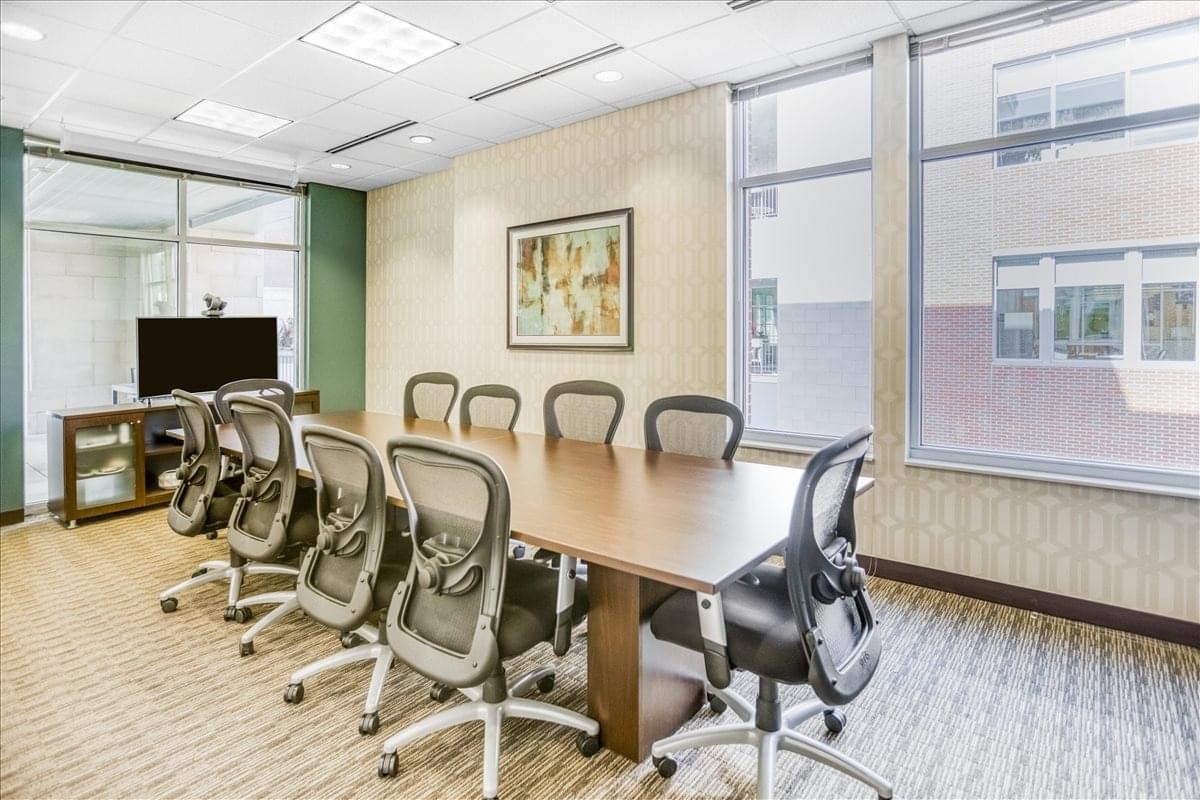 Large professional conference room at North Shore Place II, 322 North Shore Drive.