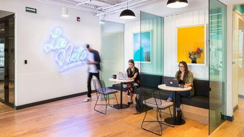 Spacious communal lounge at Paseo de los Virreyes 65, Puerta de Hierro Zapopan Jalisco Guadalajara G.