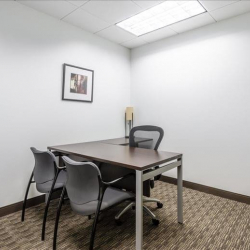 Exterior image of 10 South Riverside Plaza, Suite 875