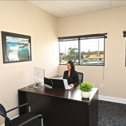 Office accomodations to lease in Port St. Lucie