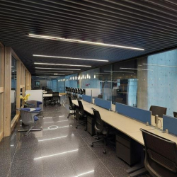 1102, Avenida Benito Juárez, Pabellón M Pisos 4 y 5 office spaces