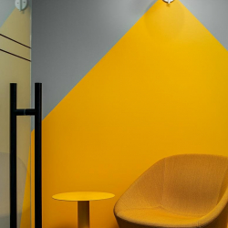Serviced offices in central Toronto