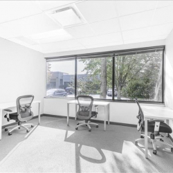 Office suite to lease in Kirkland