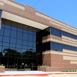 Office suites in central Sugar Land