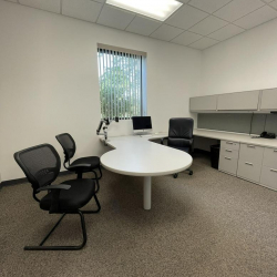 Office accomodation to rent in Roselle