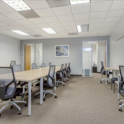 Office suite to rent in Herndon