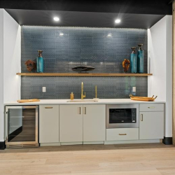 Office suites in central Lansdale