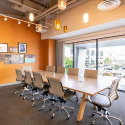 Office suite to let in Los Angeles