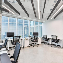Serviced office to let in Toronto