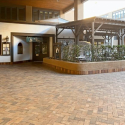 Serviced office centres in central Santa Fe