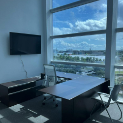 Executive office to rent in Miami