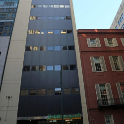 Exterior view of the office building at 1521, Locust Street, 4th floor.