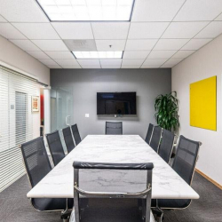 Office accomodation to let in Manhattan Beach