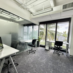 Executive office centres in central Miami Beach