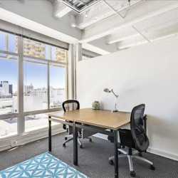Office accomodations to lease in Miami