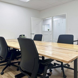 Serviced office centres to lease in Chicago