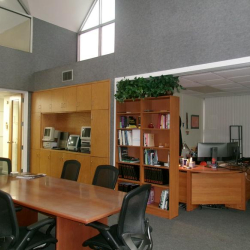 Office suites in central Durham (North Carolina)