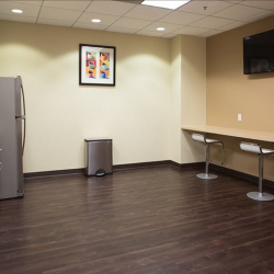 Serviced office centre to rent in Oakland