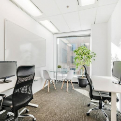 Office accomodations to hire in Toronto