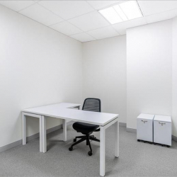 Office accomodations to lease in Toronto