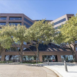 2000 E Lamar Boulevard, Suite 600 office suites