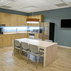Serviced office to let in Irvine
