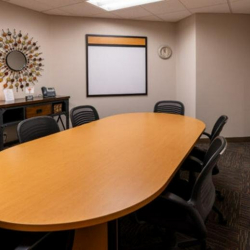 Serviced office centres in central Woodbury