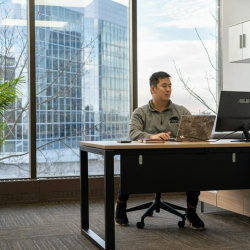 Office accommodation to let in Toronto