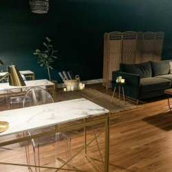 2057 Green Bay Road executive office centres