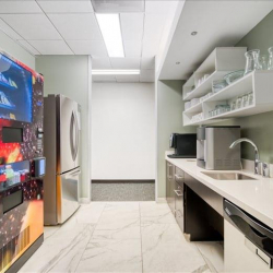 Office suites in central The Woodlands