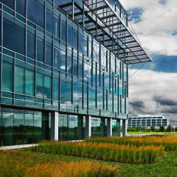 Executive office centres to hire in Naperville