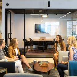 Office accomodations to lease in Boston