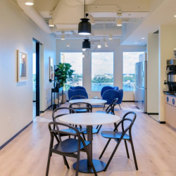 Exterior image of 222 Lakeview Avenue, Suite 800