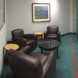 Serviced office centre to rent in Toronto