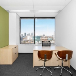 Serviced office to lease in Toronto