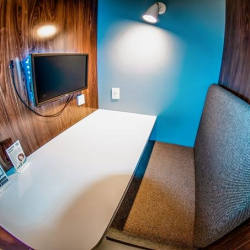 Serviced offices in central North Vancouver