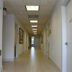 Office accomodations to hire in Hollywood (FL)