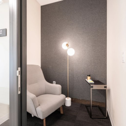 Serviced office centre to rent in Phoenix