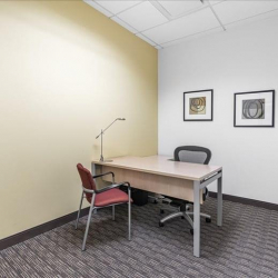 Office suites in central Hoffman Estates