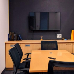 Serviced offices in central Toronto
