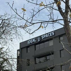 Executive office centre to hire in Bellevue