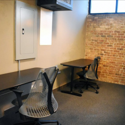 Serviced office centres to let in Chicago