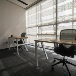 Offices at 3040, Avenida México