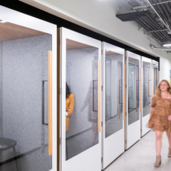 Office accommodation in Costa Mesa