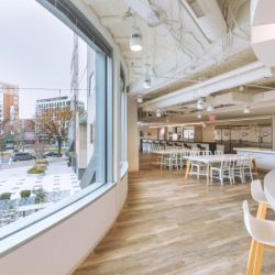 Office suites in central Arlington (Virginia)